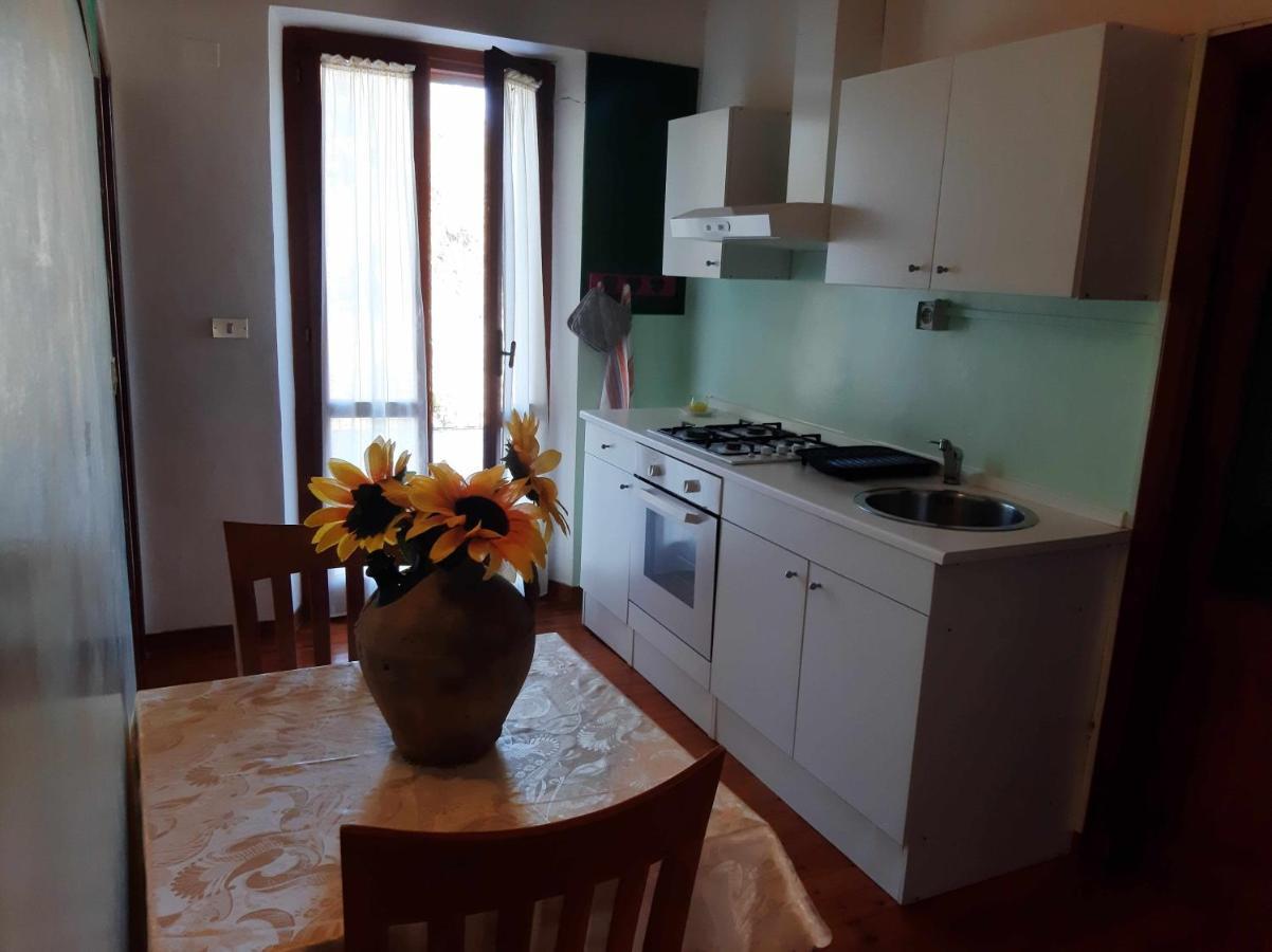 La Meriggia Agriturismo- Ampio Appartamento Con Terrazza Esclusiva Ancône Extérieur photo