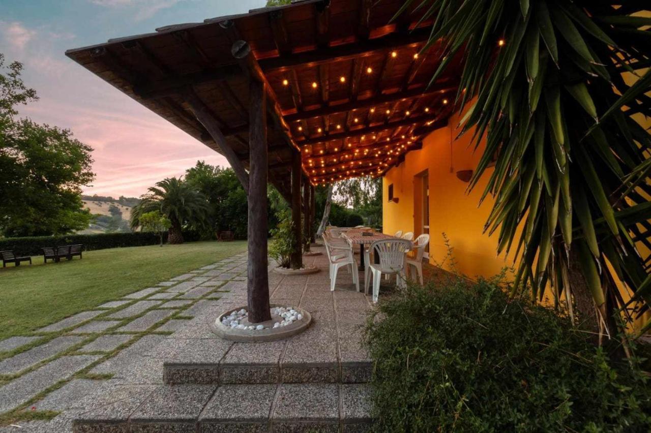 La Meriggia Agriturismo- Ampio Appartamento Con Terrazza Esclusiva Ancône Extérieur photo